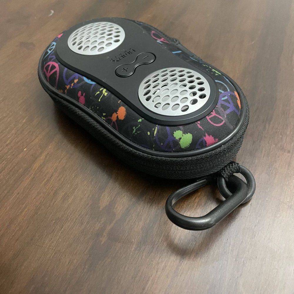 HMDX Home Multicolor Small Travel Accessory Speaker Size OS Like New